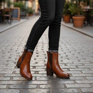 Zodiac Claret Ankle Boots Chelsea Booties Women's 7 Brown Vegan Leather Heeled